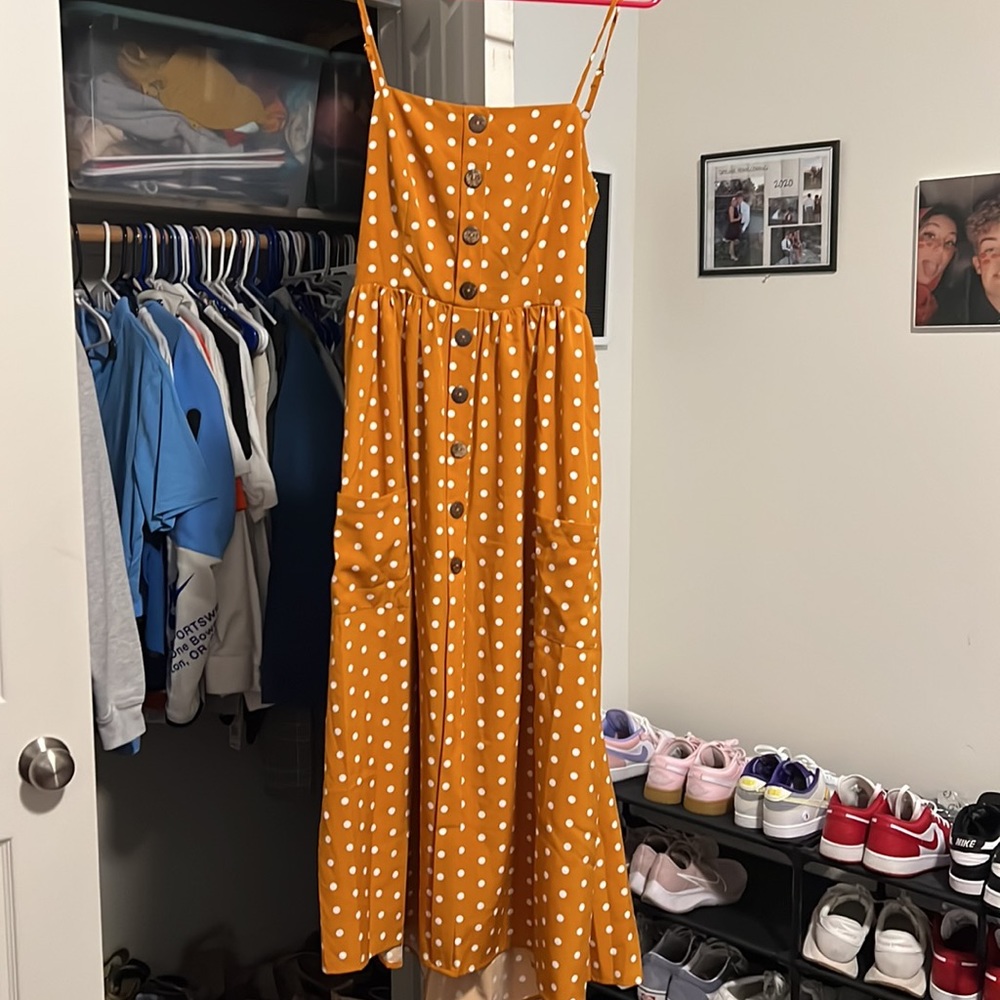 Dress - Picture 2 of 2